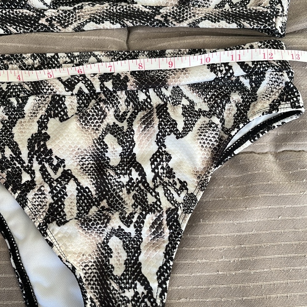 Shein Bikini Set - Picture 6 of 6